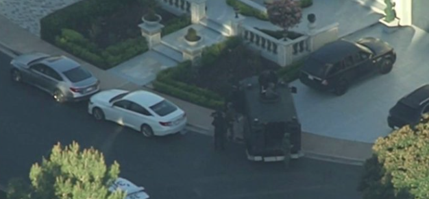 Tiroteo en mansión de Newport Beach: Dueño abate a invasores en defensa propia