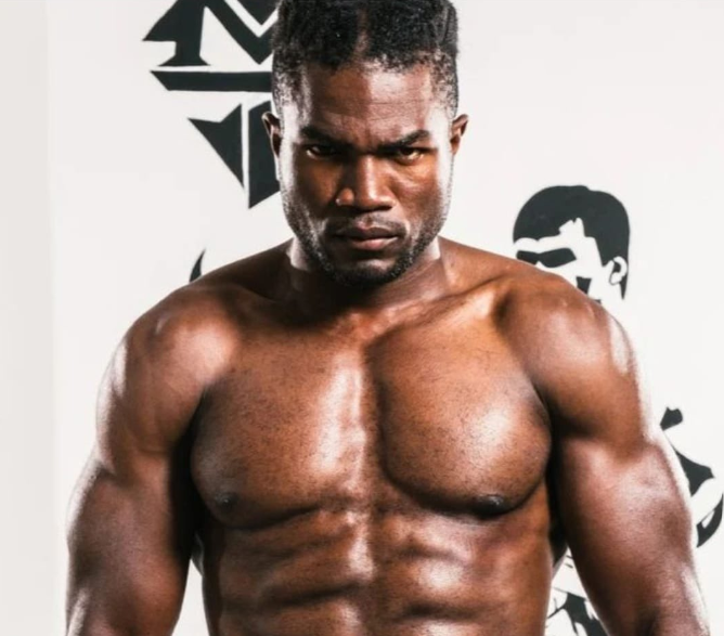 VIDEO: Fallece boxeador Ardi Ndembo tras brutal noqueo en pelea, Miami