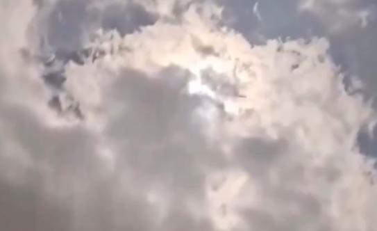 ¿Ovni o helicóptero? Video viral captado en Arlington, Texas