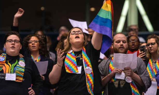 Iglesia metodista Unida enfrenta éxodo masivo tras cambios sobre homosexualidad