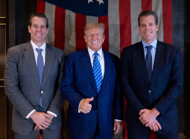 Gemelos Winklevoss donan 2 millones de dólares a campaña de Trump