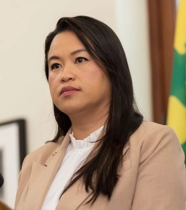 Allanan la casa del alcalde de Oakland Sheng Thao