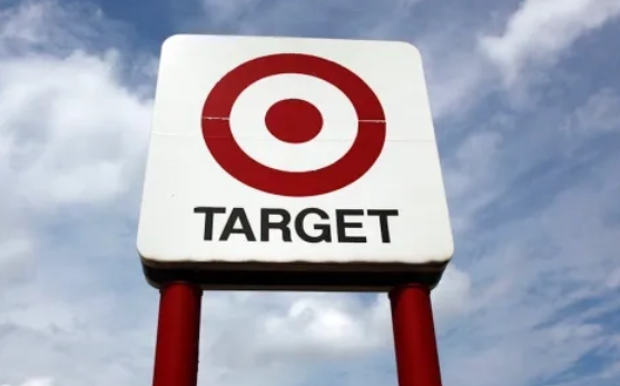 Fiscal de Sacramento amenaza con acusar a tienda Target por denunciar robos