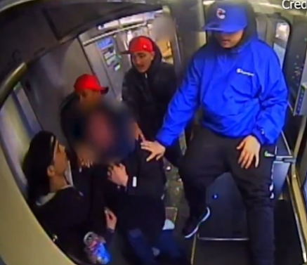 VIDEO: Inmigrantes ilegales asfixian y roban a hombre en metro de Chicago