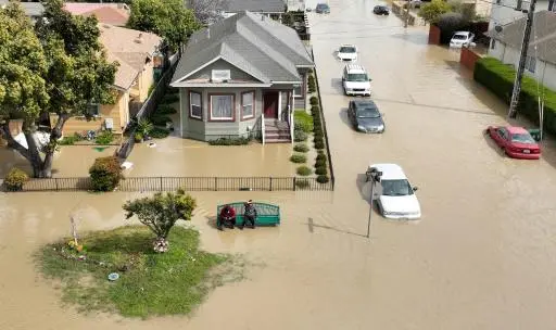Clima extremo vuelve a golpear el centro de EE.UU. y agrava crisis humanitaria