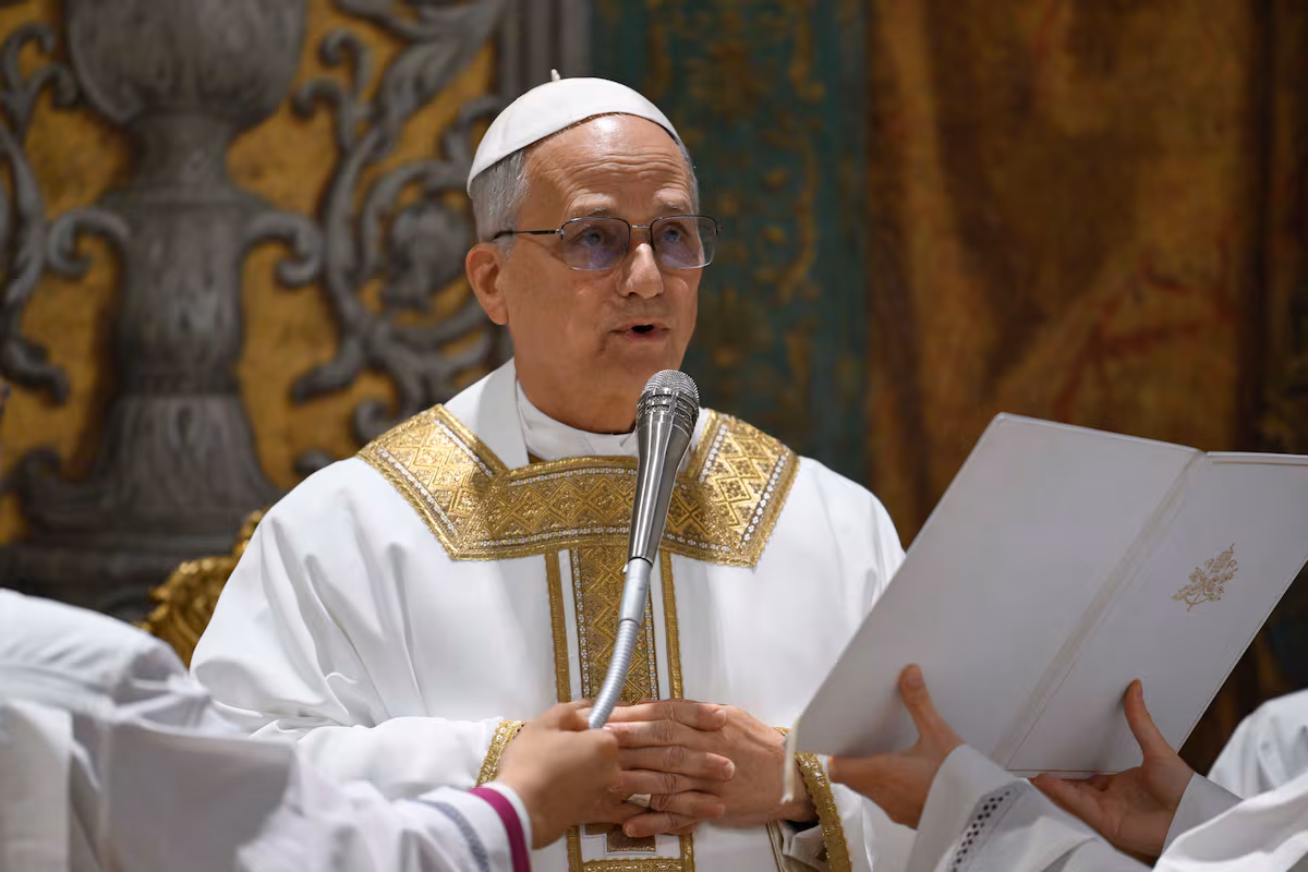 El Papa León XIV enfrenta altas expectativas y tensiones ideológicas en la Iglesia católica de EE. UU.