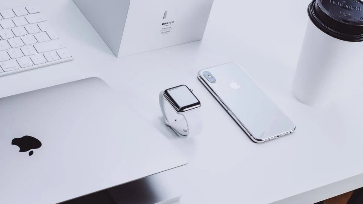 Apple mantiene su producción de iPhones fuera de EE. UU. por eficiencia estratégica