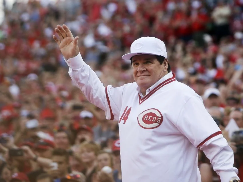 Grandes Ligas reincorporan póstumamente a Pete Rose y Joe Jackson, abriendo la puerta al Salón de la Fama