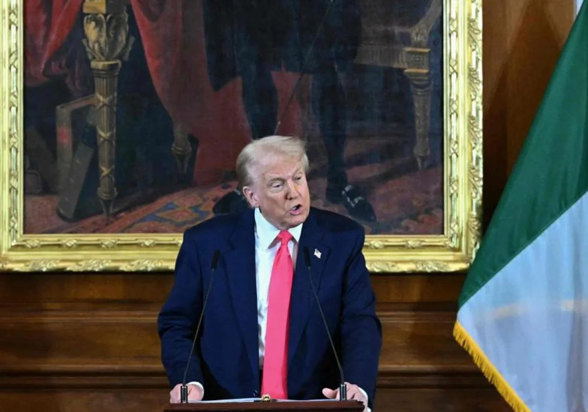 Trump amenaza con aranceles a la UE y teléfonos inteligentes, elevando la tensión comercial