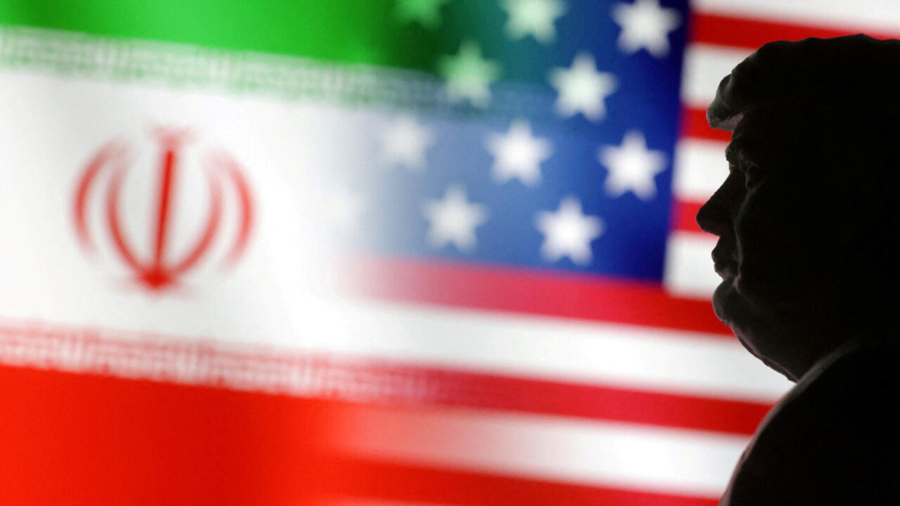Irán y EE.UU. mantienen el diálogo nuclear en Omán pese a profundas diferencias